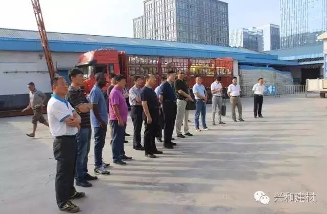 绥江|记事|湖北省住建厅、设计院领导及专家一行 莅临星河集团参观指导